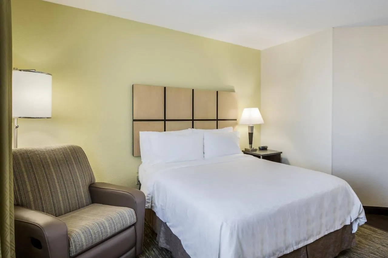 Hotel Candlewood Suites Virginia Beach Town Center By Ihg