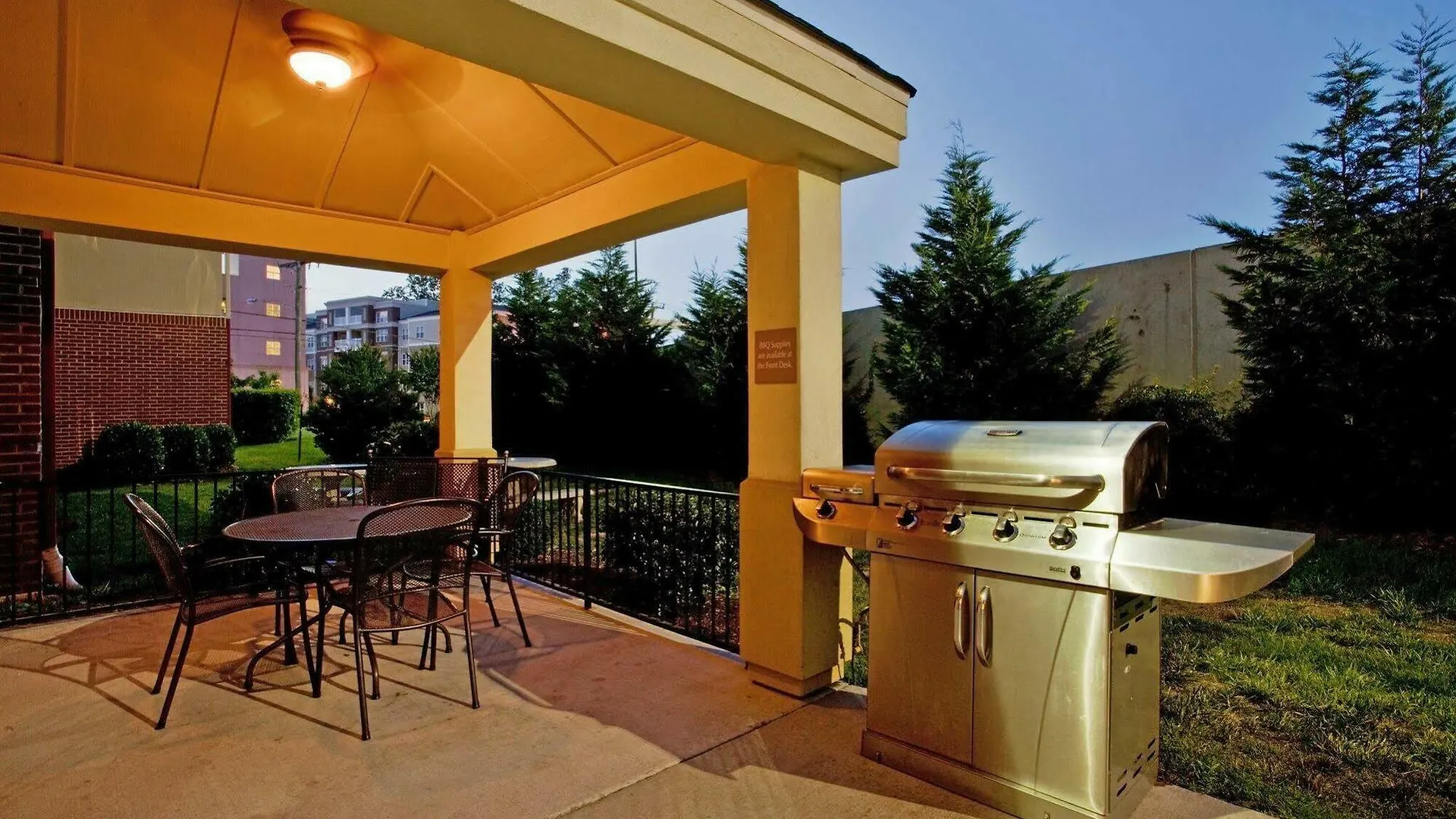Candlewood Suites Virginia Beach Town Center By Ihg Hotel