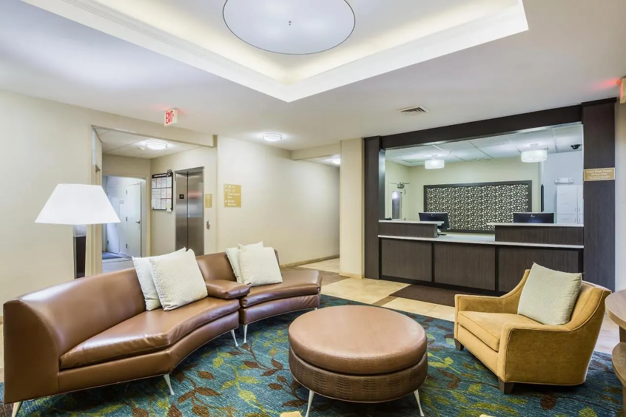 Отель Candlewood Suites Virginia Beach Town Center By Ihg