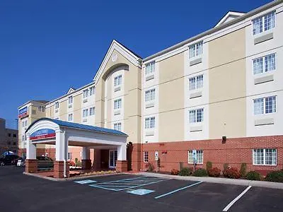 Отель Candlewood Suites Virginia Beach Town Center By Ihg